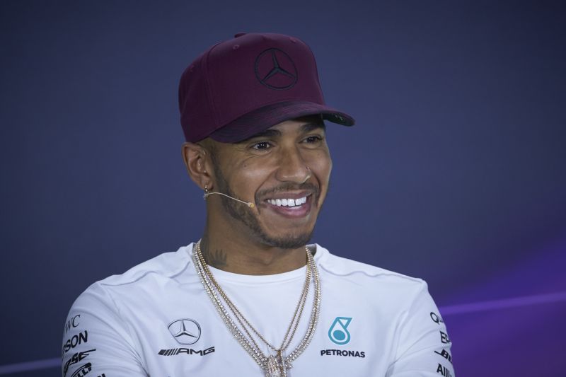 Hamilton: Ferrari będzie od nas szybsze w Singapurze