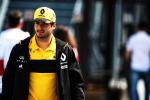 Renault przyznaje, że musi być gotowe na zwrócenie Sainza do Red Bulla