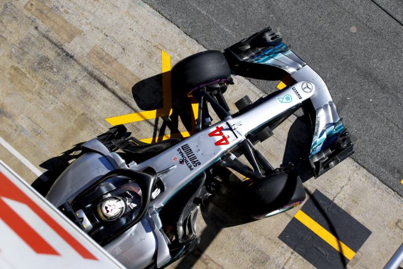 Hamilton obawia się trudnego wyścigu i liczy na niezawodność silnika