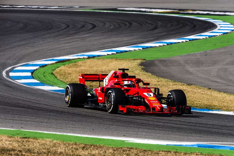 Vettel wygrał czasówkę przed własną publicznością