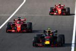 Vettel i Verstappen obwiniają się wzajemnie za kolizję