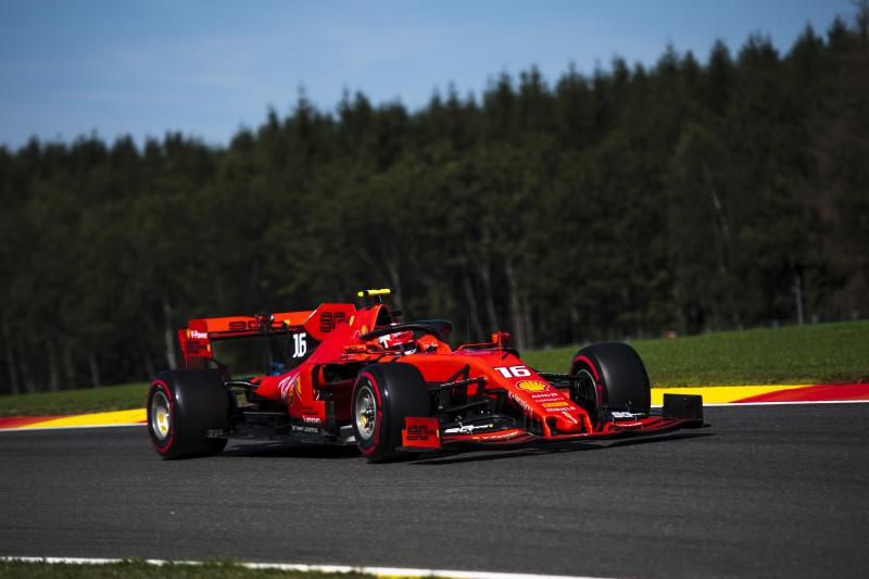 Q1: Leclerc najszybszy, problemy Pereza i Verstappena 