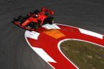 Irvine znów krytykuje Vettela: nie jest godnym czterokrotnym mistrzem