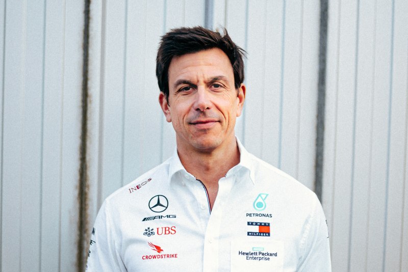 Mercedes rozważy przyszłość Russella przed przyjrzeniem się Vettelowi