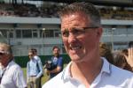 Schumacher: plotki dotyczące Mercedesa przedłużają negocjacje Hamiltona