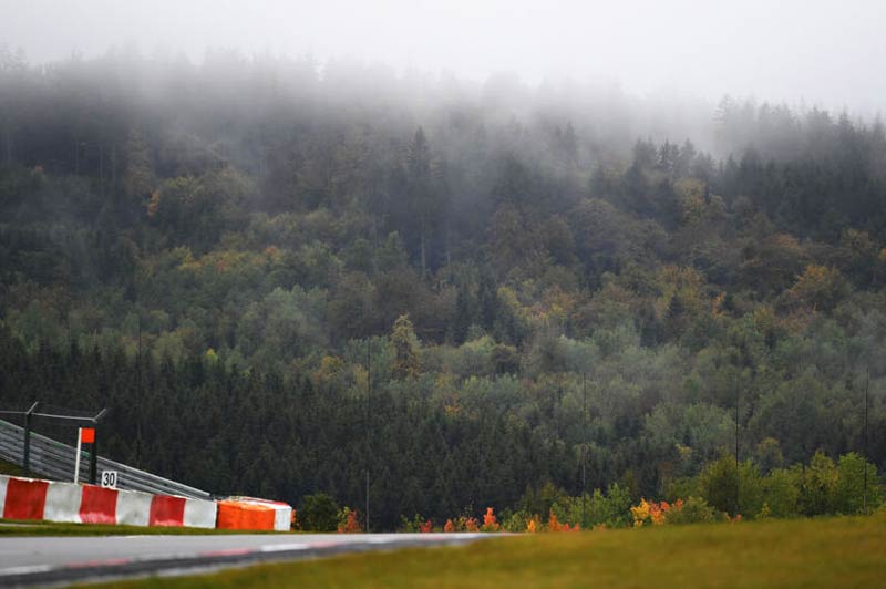 Mgła uniemożliwiła rozegranie pierwszego treningu na Nurburgringu