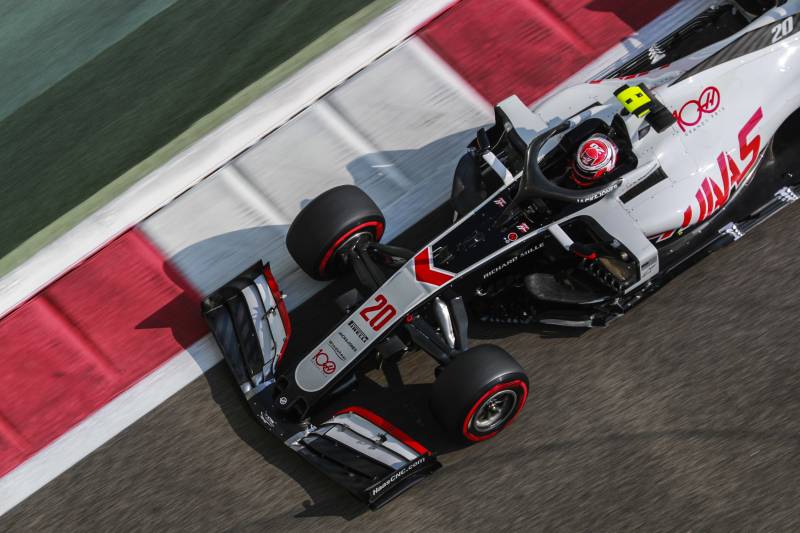 Haas otrzymał od Ferrari nowe silniki, ale nie może ich uruchomić