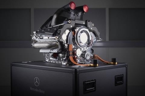 Nowy silnik F1 ma być 