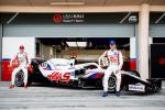 Haas oficjalnie odsłonił nowy bolid w Bahrajnie