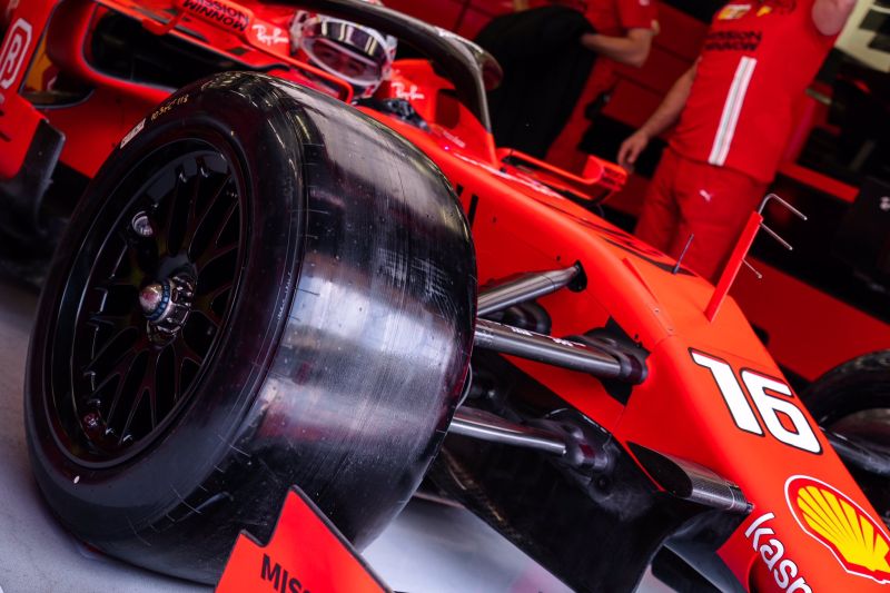 Ferrari zakończyło kolejny dzień testów 18-calowych opon Pirelli