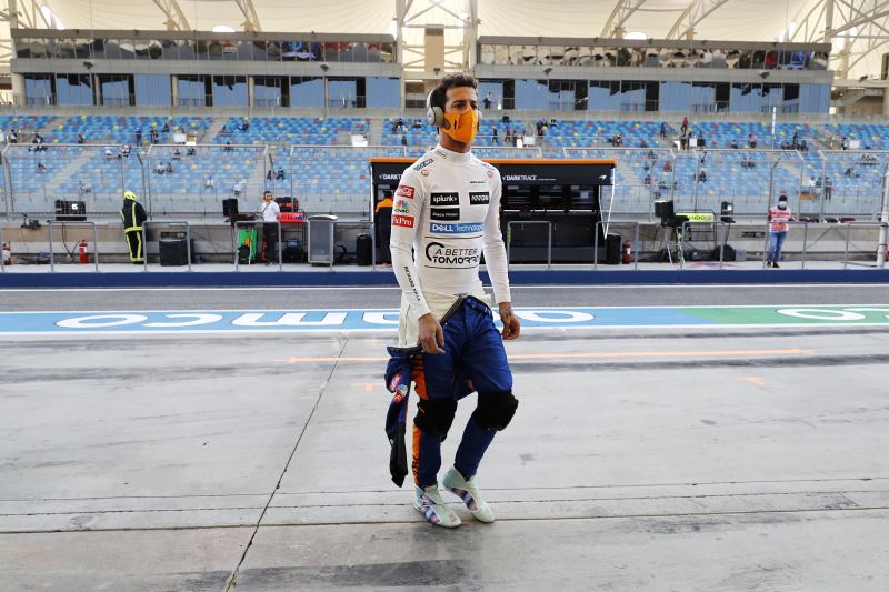 Ricciardo przeprasza za swoje wulgarne komentarze
