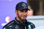 Lewis Hamilton zostaje z Mercedesem do sezonu 2023
