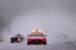 GP Belgii przerwane - kierowcy czekają na poprawę pogody