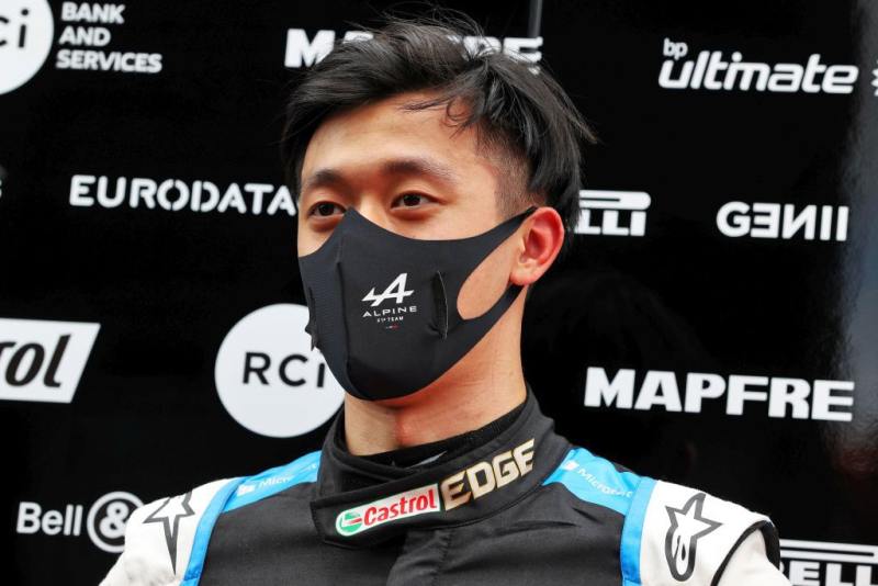 Media są pewne, że Zhou zostanie kierowcą Alfy Romeo na sezon 2022