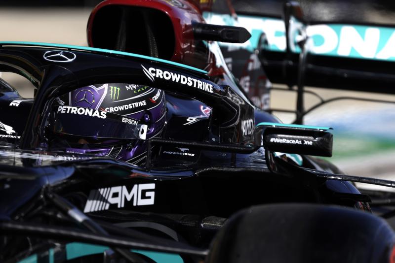 Hamilton: musimy jak najlepiej wykorzystać karę dla Verstappena
