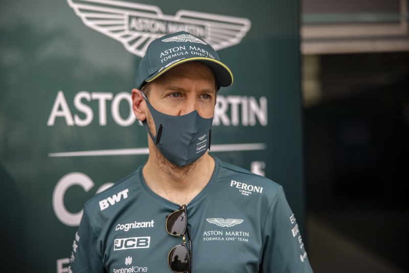 Vettel przyznaje, że założenie gładkich opon było błędem