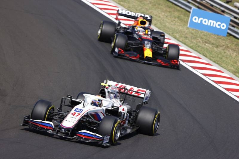 Horner obawiał się, że Schumacher bardziej przeszkodzi Verstappenowi
