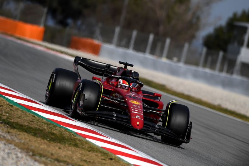 Ferrari i McLaren wciąż rozdają karty w Hiszpanii