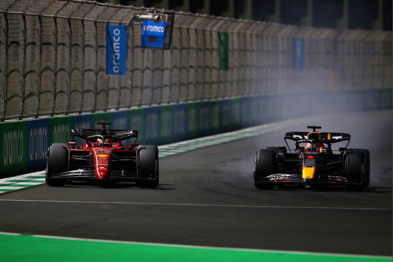 Verstappen wygrywa w Arabii Saudyjskiej po świetnym pojedynku z Leclerkiem