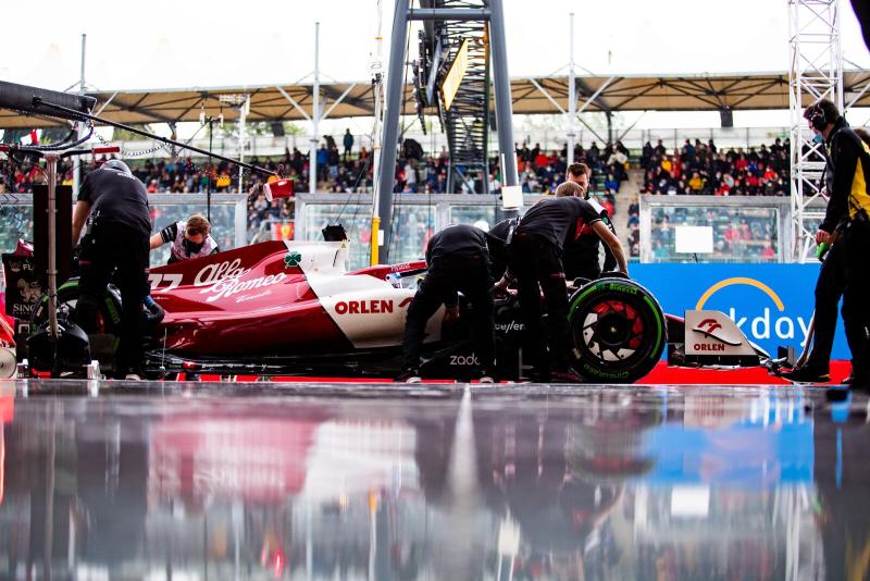 Alfa Romeo odbudowuje bolid Bottasa na zapasowym podwoziu