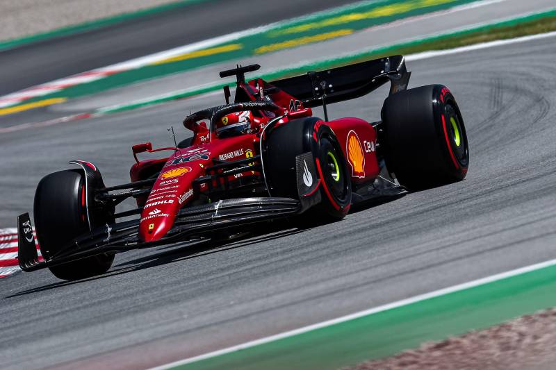 Q1: Ferrari przed Verstappenem