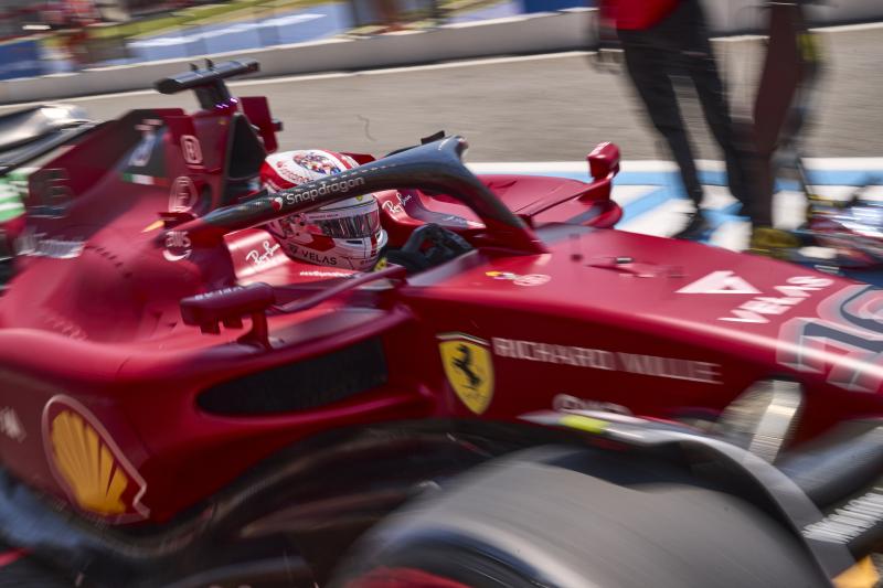 Ferrari zespołowo pokonało Verstappena podczas czasówki we Francji