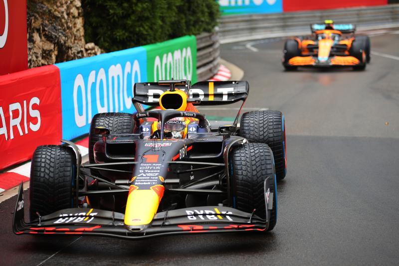 McLaren podjął rozmowy silnikowe z... Red Bullem