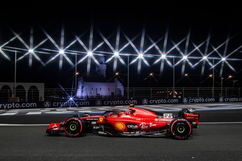 Ferrari marzy o podium...