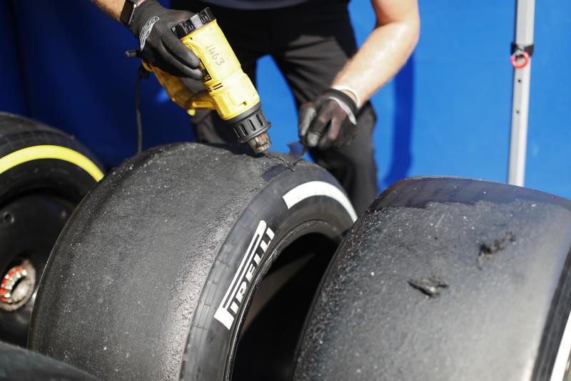 Pirelli walczy z czasem, aby przygotować nowe opony po decyzji Komisji F1