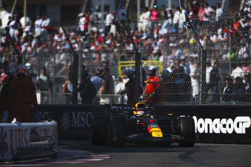 Red Bull poskromiony na nierównym torze w Monako