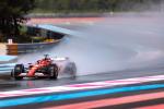 Testy Pirelli we Francji: Ferrari w akcji i sprawdzanie deszczowych opon (galeria)