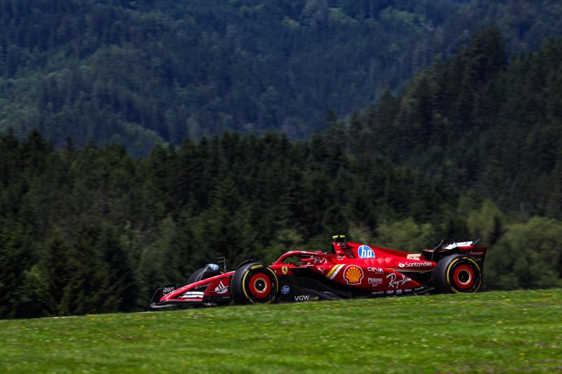 Obaj kierowcy Ferrari liczą jutro na walkę o podium