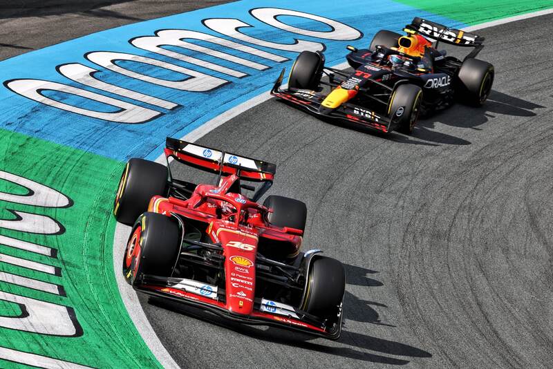 Charles Leclerc finiszuje na podium!