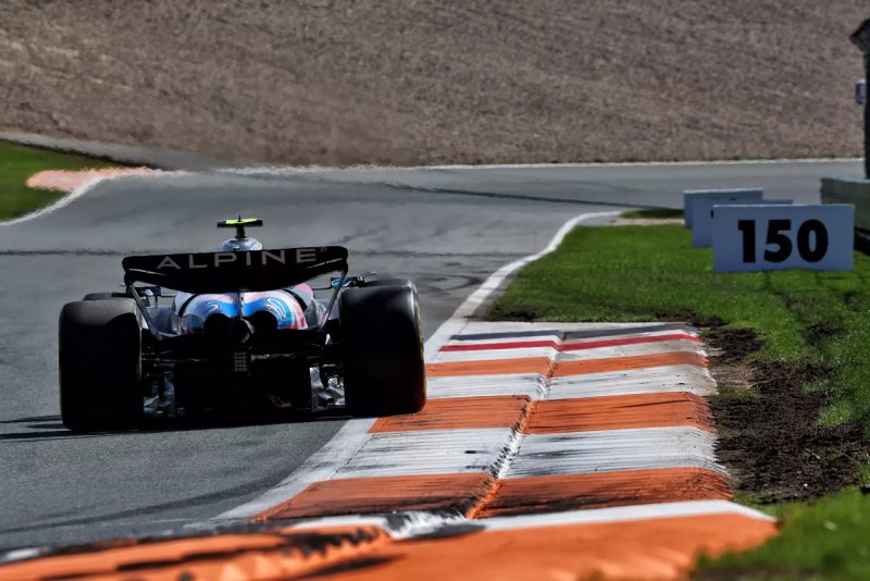 Pracownicy fabryki silnikowej Renault rozpoczną swój strajk w piątek