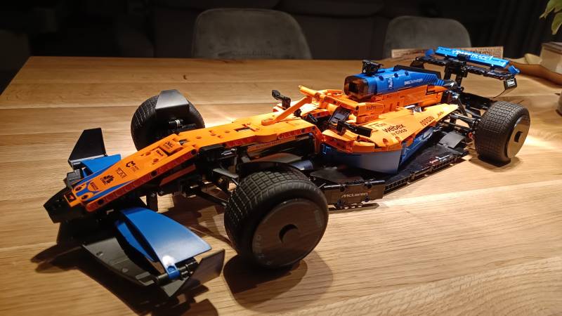 Zestaw Lego McLaren 2022 