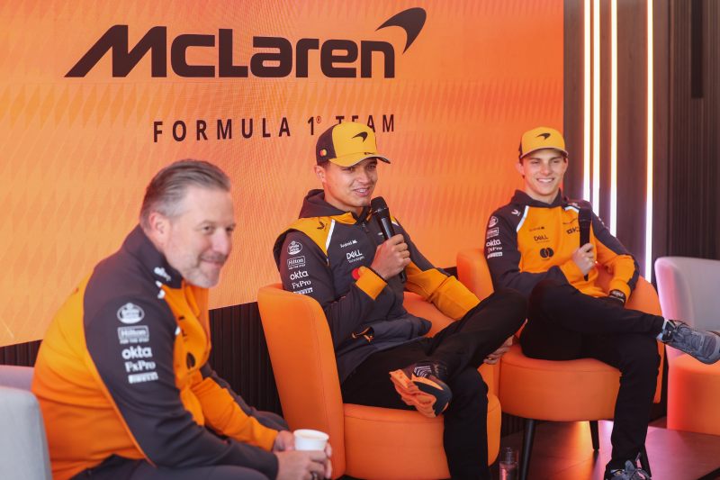 Brown potwierdził, że McLaren może zastosować w wyścigu team orders