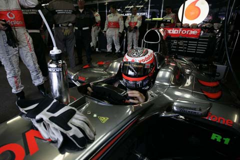 Kovalainen najszybszy w drugim treningu
