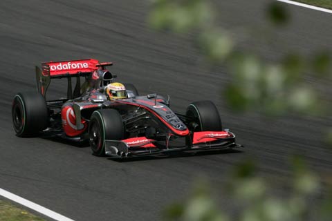 Hamilton pewnie wygrywa GP Węgier