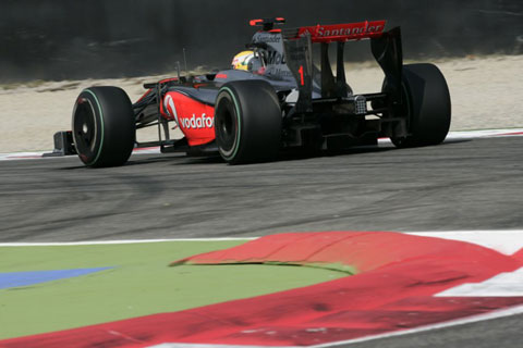 Hamilton "kradnie" Sutilowi pole position