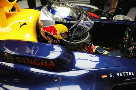 Vettel zdobywa pole position