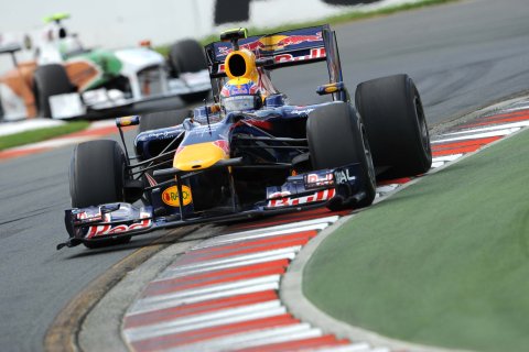 Webber najszybszy przed własną publicznością