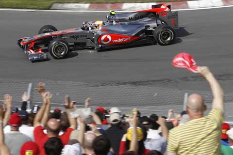 Hamilton przerywa dobrą passę Red Bulla