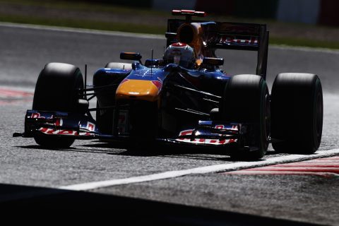 Vettel odrabia straty w Japonii