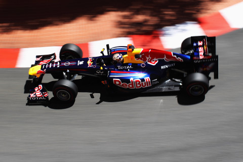 Kwalifikacje: Vettel przed Buttonem