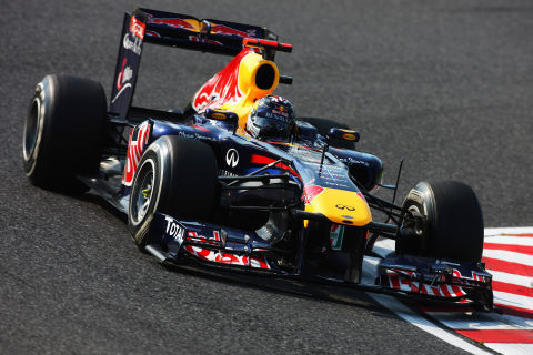 Vettel zmierza po mistrzostwo w dobrym stylu