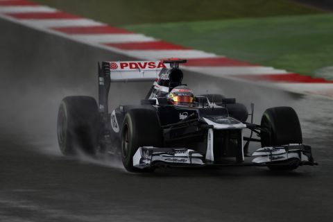 Maldonado najszybszy na mokrym Hockenheimring