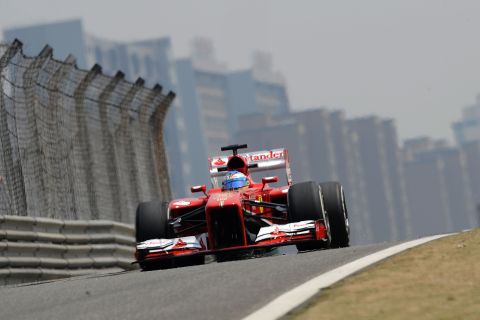 Ferrari kreuje się na faworyta GP Chin