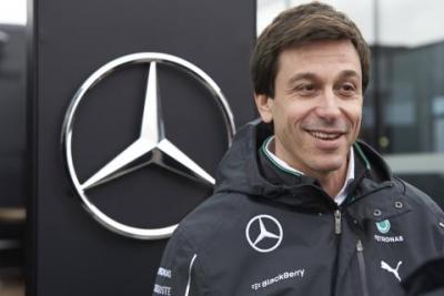 Toto Wolff ma problem z Bernie Ecclestonem