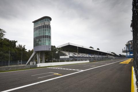 Hamilton najszybszy w pierwszym treningu na torze Monza