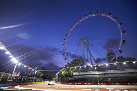 Alonso najszybszy po pierwszym treningu przed GP Singapuru